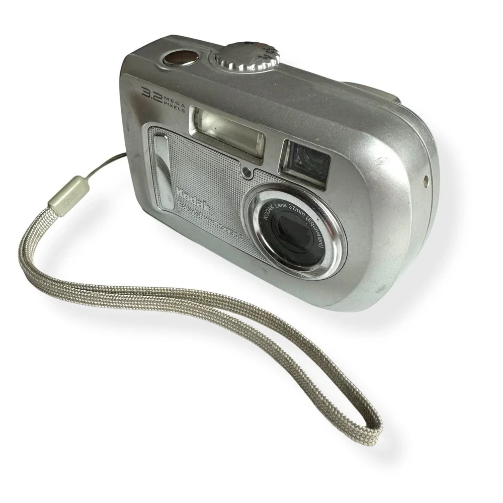 Kodak EasyShare CX7300 3.2 MP Digital Camera - Silver,‎ For parts - Untested